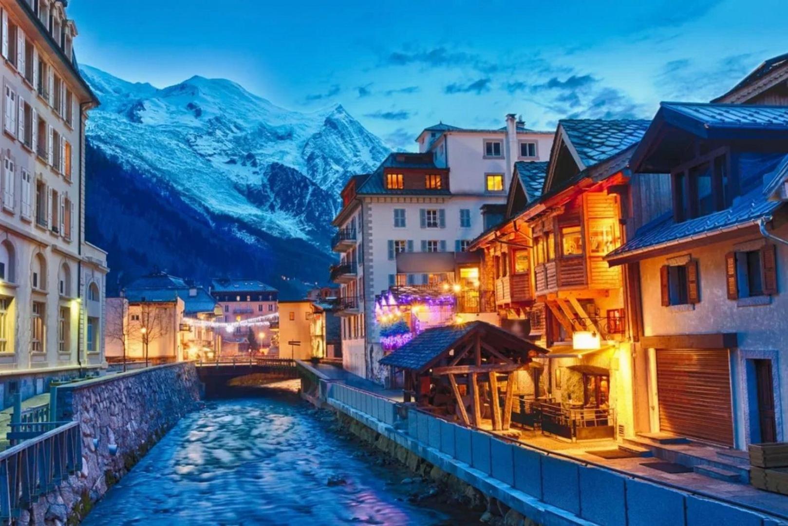 דירות Chamois Blanc Terrasse - A Chamonix Haven Near Aiguille Du Midi מראה חיצוני תמונה