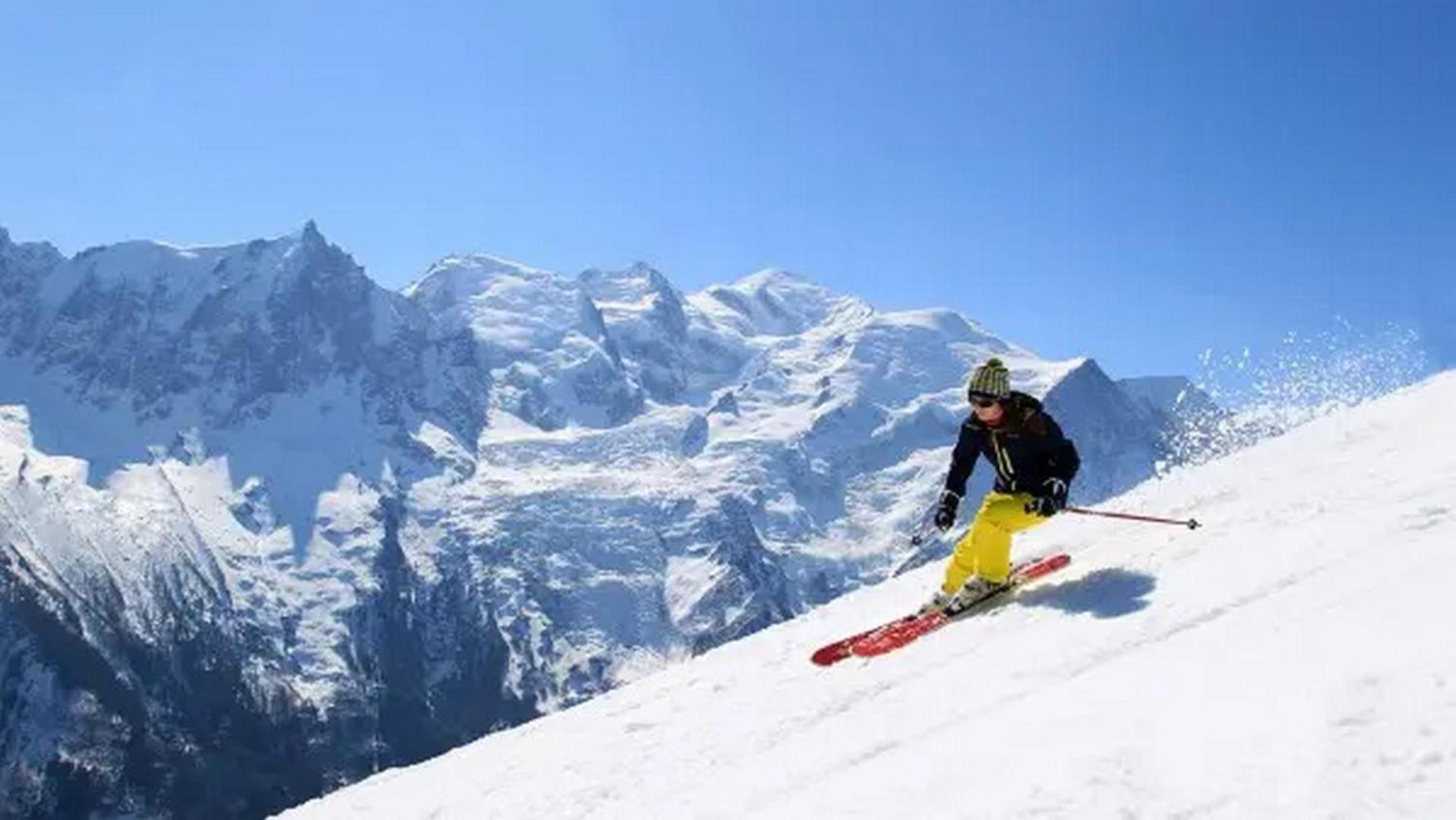 דירות Chamois Blanc Terrasse - A Chamonix Haven Near Aiguille Du Midi מראה חיצוני תמונה